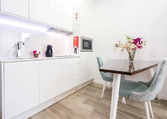 Hm - Nearby Bolhao Апартаменты *